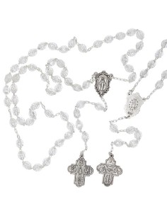 Chapelet de la Vierge Miraculeuse et croix aux Saints protecteurs