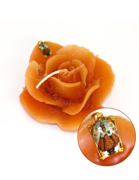 Bougie forme de Rose - Rouge - Médaille de Sainte Rita 