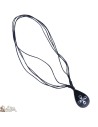 Collier cordon - pendentif oval avec croix