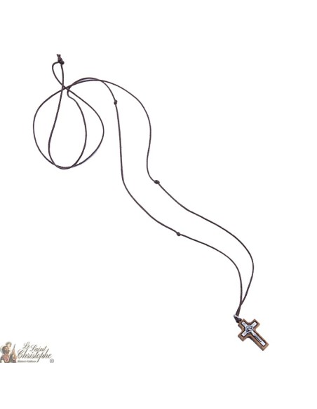 Collier Cordon avec petite Croix de Saint Benoit en bois d'olivier